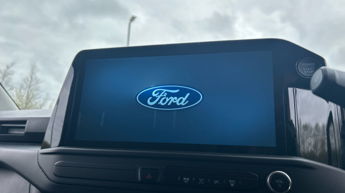 Ford Transit Custom 280 L1 Diesel Fwd 2.0 EcoBlue 136ps H1 Van Limited - Image 15